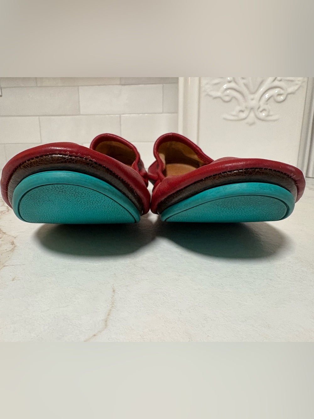 Red Tieks ~ size 10 - Picture 12 of 13